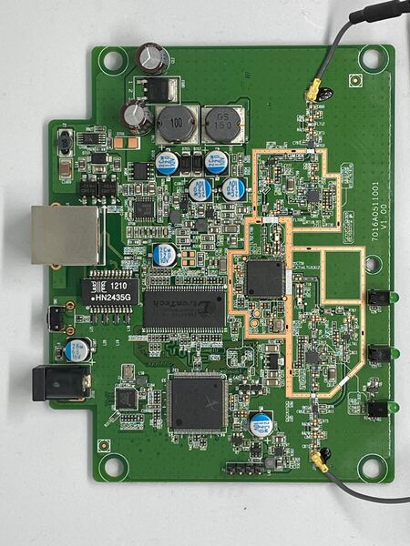 File:EnGenius ECB350 Top.jpeg