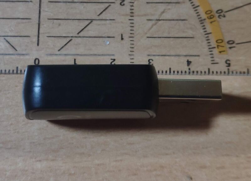 File:Digitus DN-70566 side.jpeg