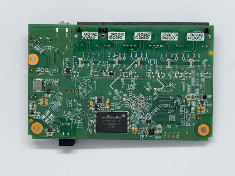 File:ASUS ExpertWiFi EBG15 Bottom.jpeg