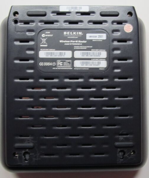 File:Belkin F5D8230-4 v2 bottom.jpg