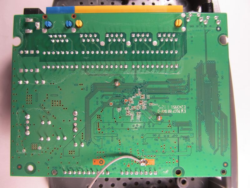 File:Medialink MWN-WAPR150N board bot.jpg