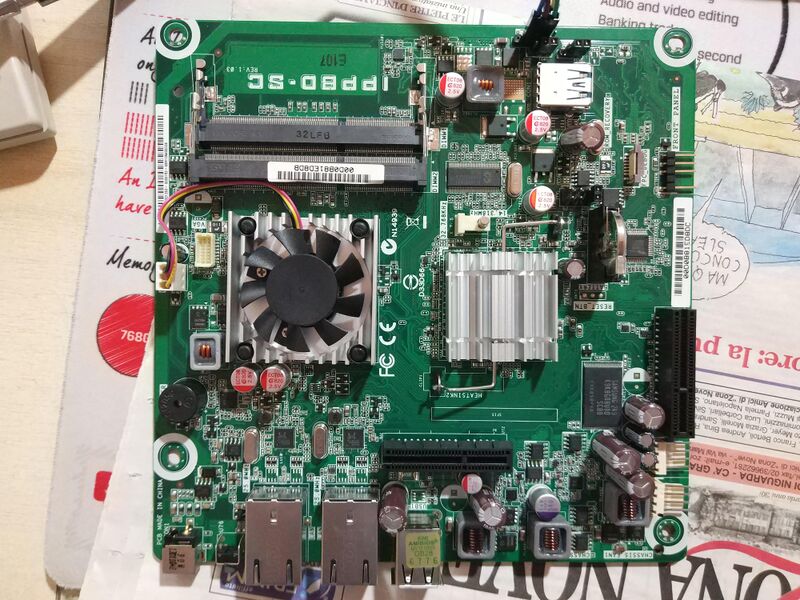 File:Px6-300d front.jpg