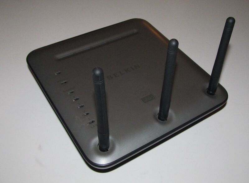 File:Belkin F5D8230-4 v2 angled.jpg