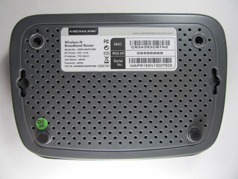File:Medialink MWN-WAPR150N unit bottom.jpg