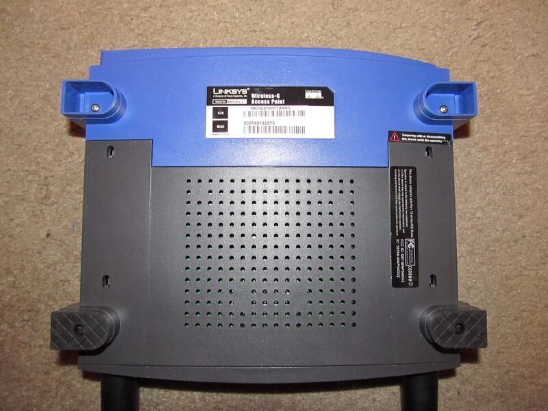 File:Linksys WAP54G v2p0 bottom.jpg